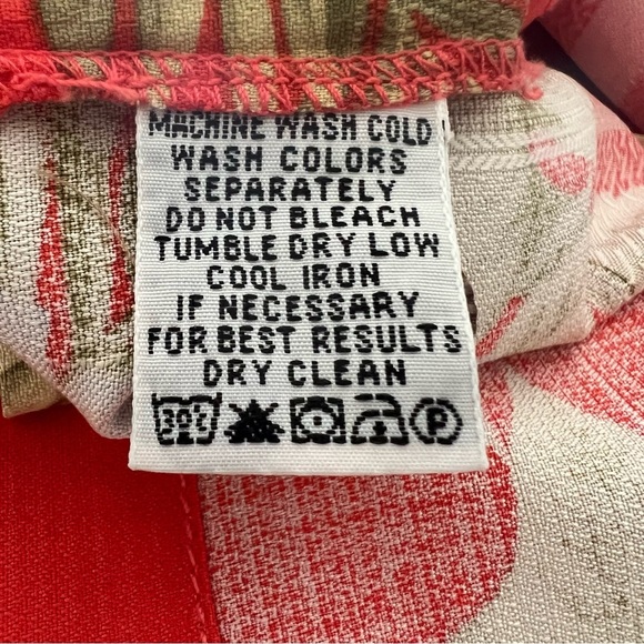 Tommy Bahama 100% Silk Button Down Shirt Hibiscus‎ and Pineapple Print Size L - Picture 8 of 10